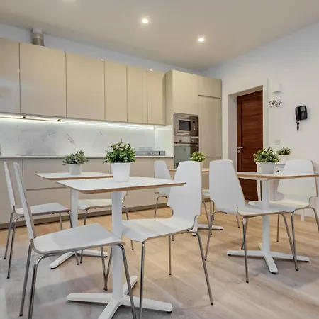 Residences By 360 Estates Apartman *