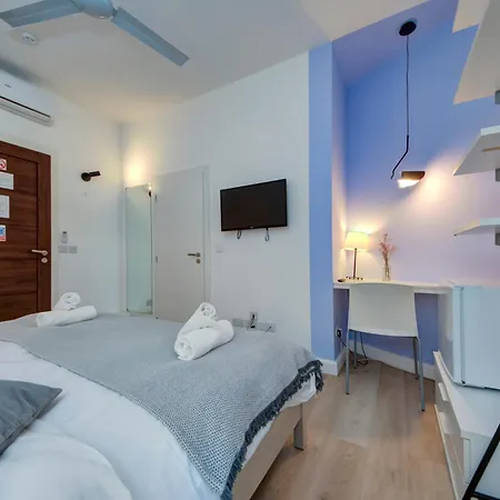 Residences By 360 Estates * モスタ